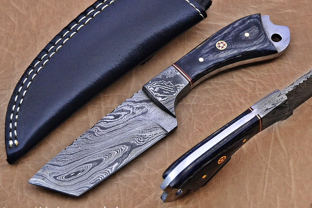 Custom Made Damascus Steel Skinner Knife.SK-143