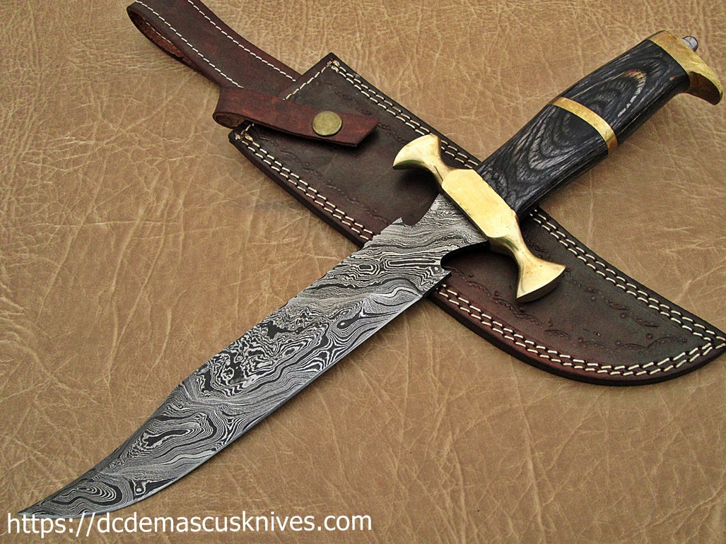 Custom Made Damascus Steel Hunting Knife.