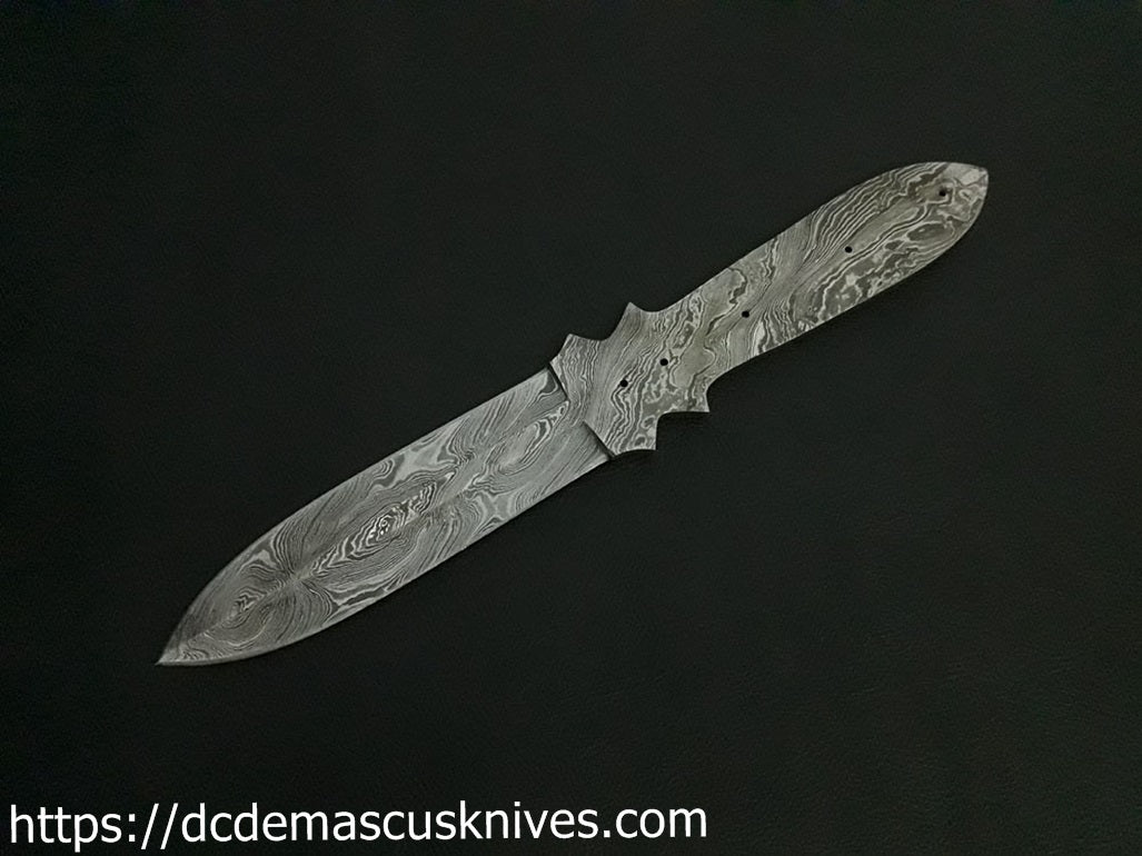 Custom Made Damascus Steel Throwing knife..BB-005