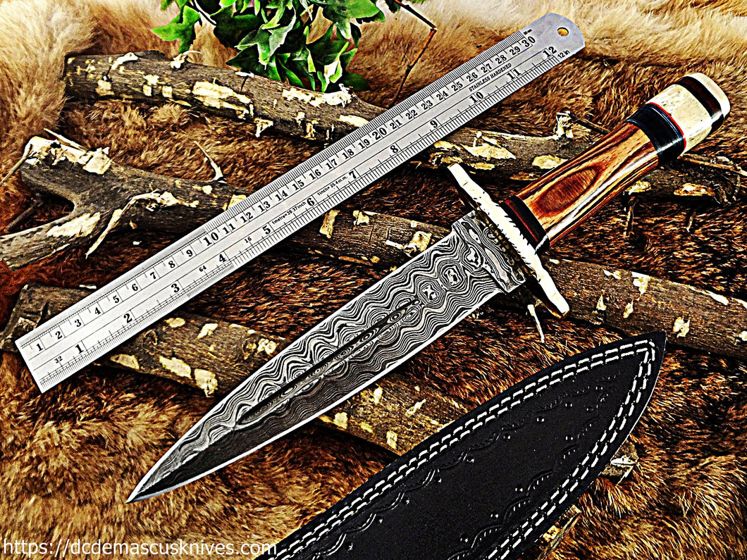 Custom  Made Damascus Steel Dagger Knife.