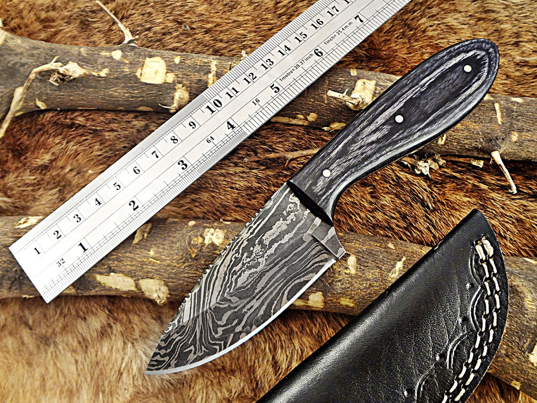 Custom  Made Damascus Steel Skinner Knife.SK-47