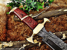 Load image into Gallery viewer, Custom Made Damascus Steel Hunting Knife.
