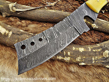 Load image into Gallery viewer, Custom  Made Damascus Steel Hunting Knife.
