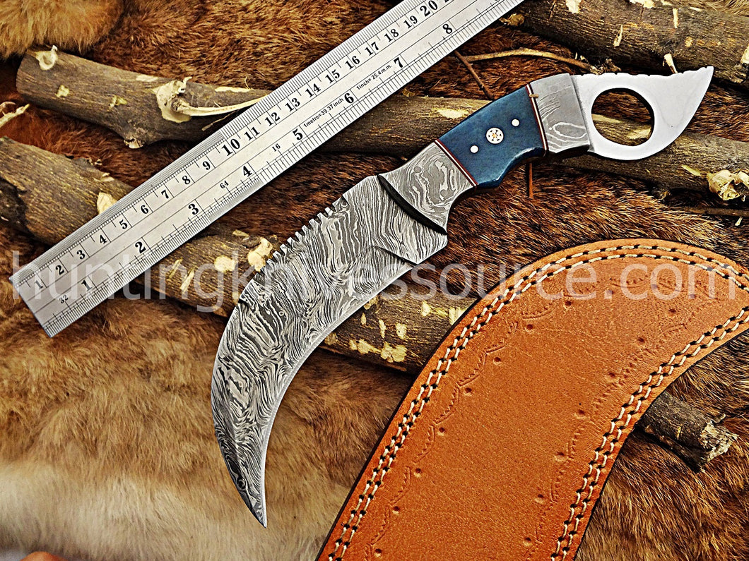 Custom Made Damascus Steel Carambit Knife.