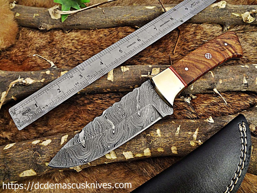 Custom Made Damascus Steel Skinner Knife.SK-58
