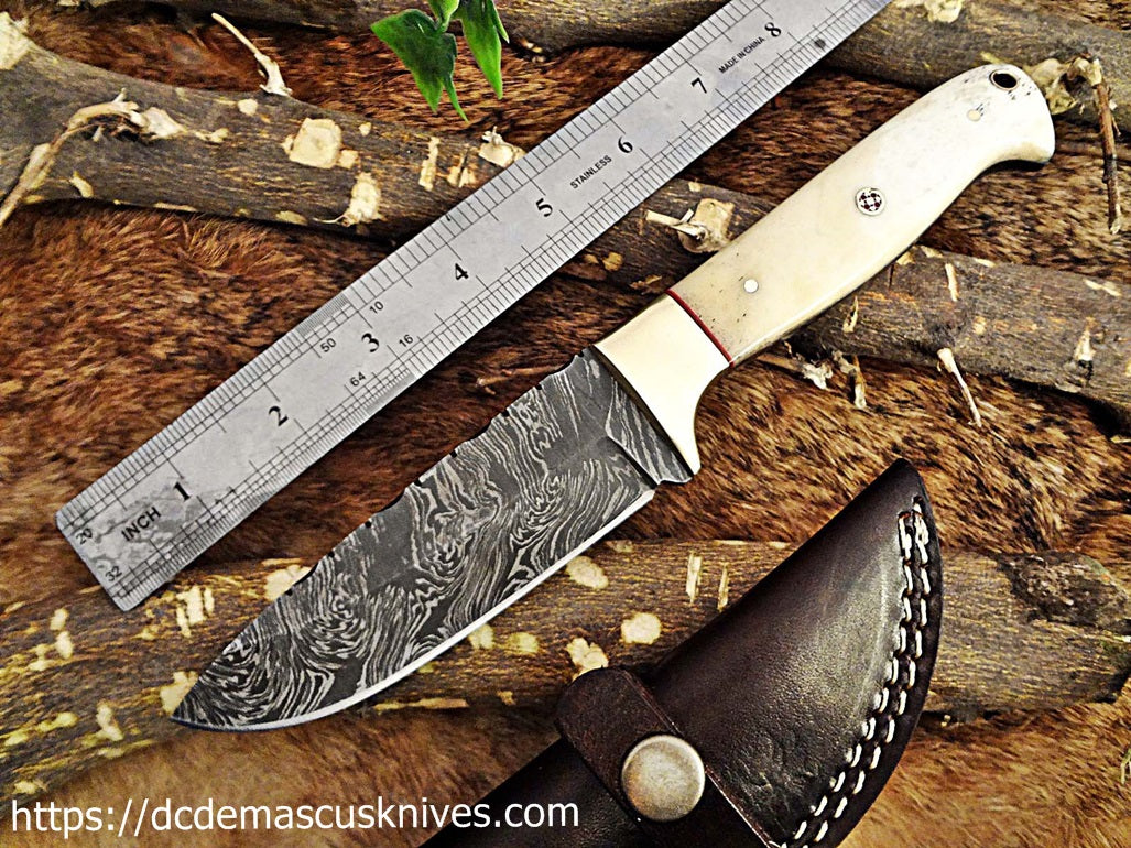 Custom Made Damascus Steel Skinner Knife.SK 68