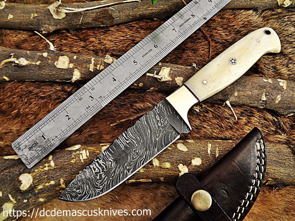 Custom Made Damascus Steel Skinner Knife.SK 67