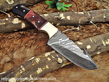 Load image into Gallery viewer, Custom Made Damascus Steel Skinner Knife.SK-83
