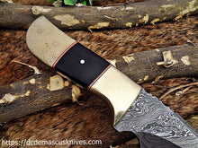 Load image into Gallery viewer, Custom Made Damascus Steel Skinner Knife.SK-106
