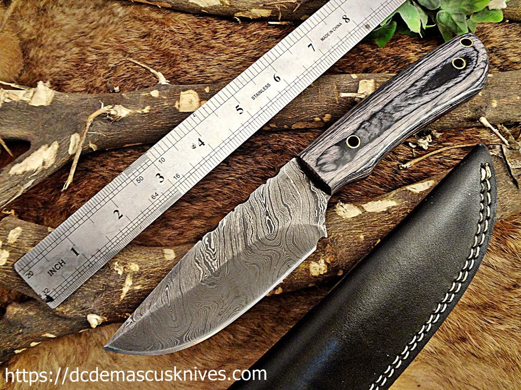 Custom Made Damascus Steel Skinner Knife.SK-91