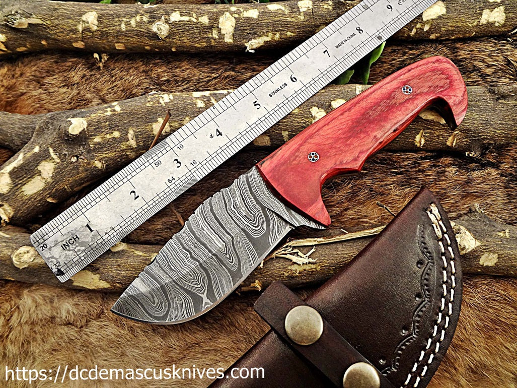 Custom Made Damascus Steel Skinner Knife.SK-115