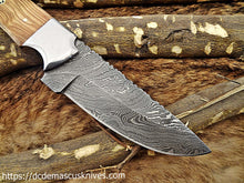 Load image into Gallery viewer, Custom Made Damascus Steel Skinner Knife.SK-128
