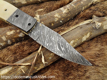 Load image into Gallery viewer, Custom Made Damascus Steel Folding Knife.FD-52
