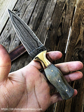 Load image into Gallery viewer, Custom  Made Damascus Steel Dagger Knife.
